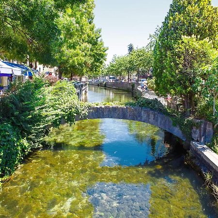 Gite De L'Olivier, Classe, Climatise, Jardin Avec Parking Gratuit Devant Le Logement Et A 5 Minutes Du Centre-Ville A Pied LʼIsle-sur-la-Sorgue Exterior foto